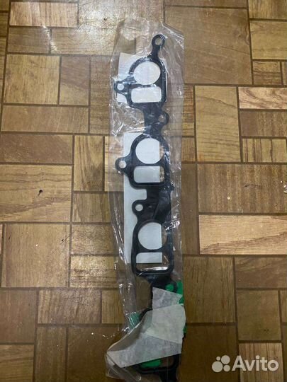 Прокладка впускного коллектора Nissan YD25