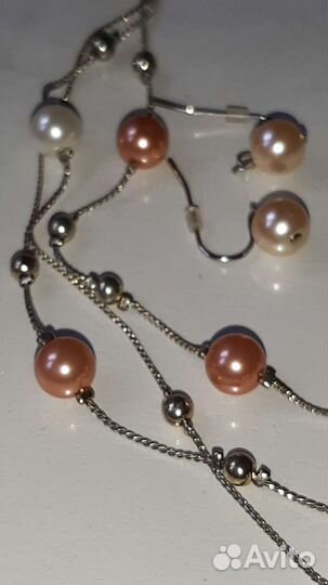 Набор- колье и две пары сережек