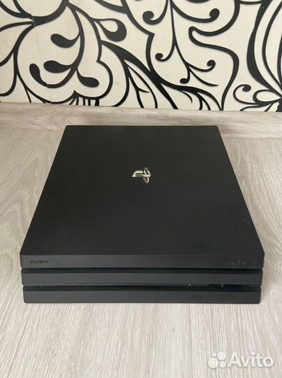 Sony PS4 pro 1tb 7208B