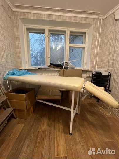 Кушетка косметологическая