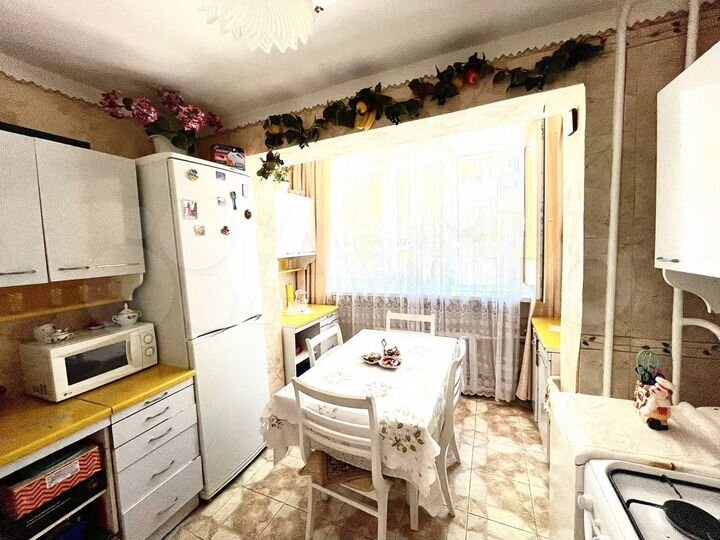 2-к. квартира, 52 м², 1/5 эт.