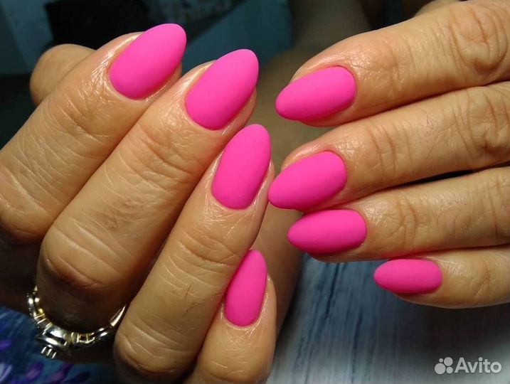 Маникюр гельлак