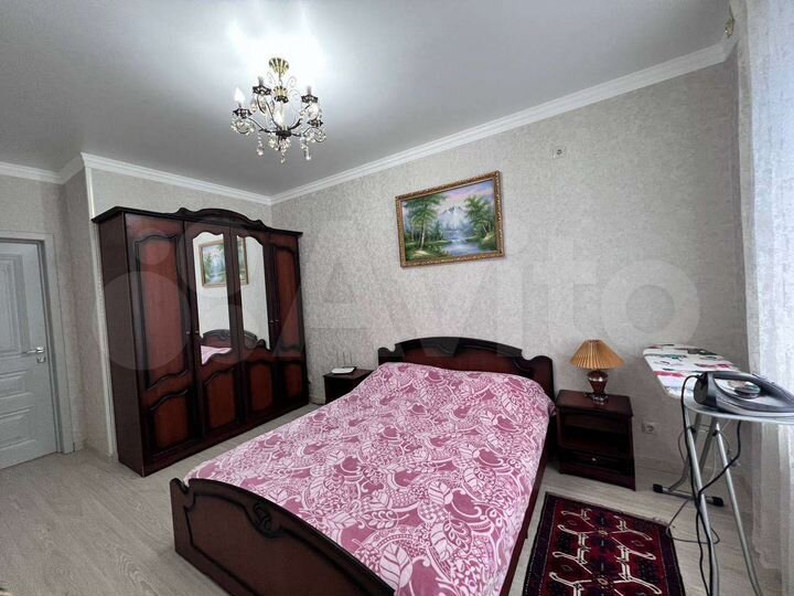 2-к. квартира, 60 м², 9/10 эт.