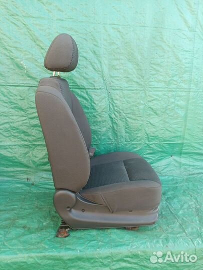 Сиденье переднее левое Chevrolet Aveo 2003-2008 г
