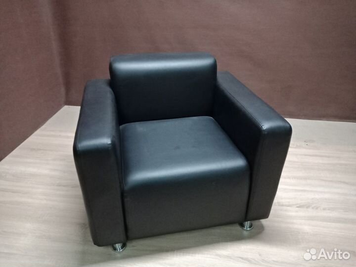 Офисный диван 160 см