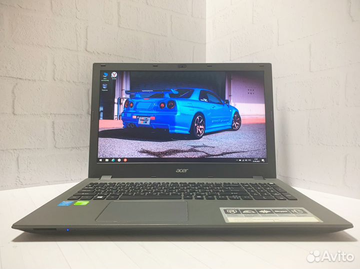 Ноутбук Acer i5/8Gb/SSD /2 видеокарты