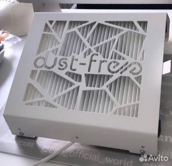 Вытяжка для маникюра настольная