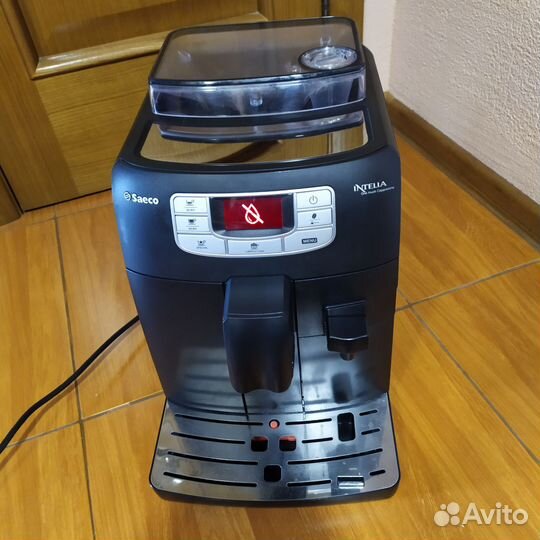 Кофемашина Saeco Intelia One Touch Cappuccino