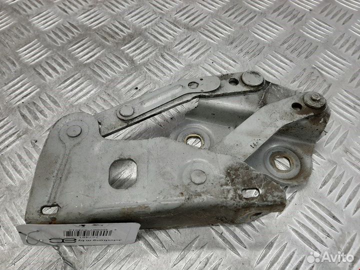 Петля капота правая для Land Rover Range Rover 3