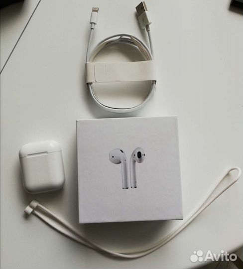 Наушники Airpods + кабель iPhone