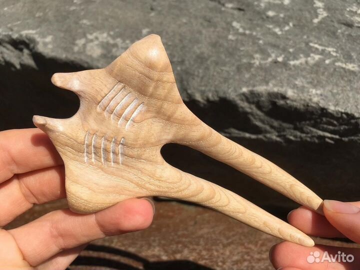 Заколка для волос из дерева ручной работы