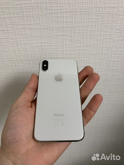 iPhone X, 64 ГБ