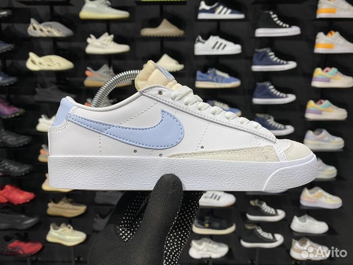 Кроссовки Nike Blazer