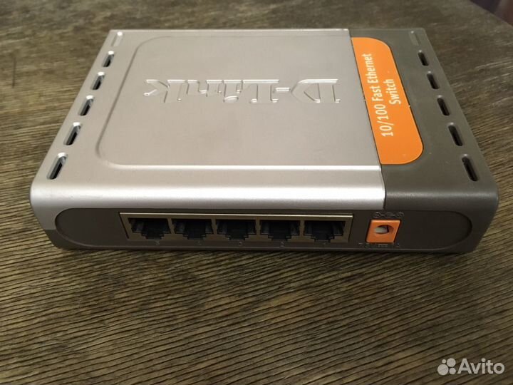 Роутер D-link DES1500D