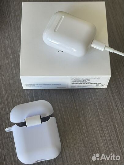 Наушники Apple AirPods 2 поколение