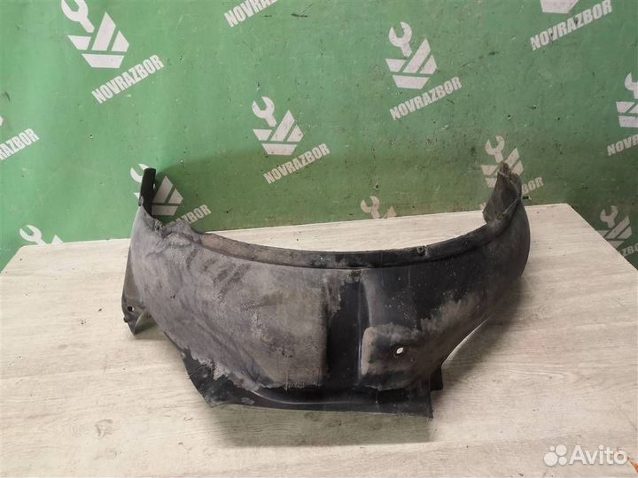 Локер передний правый Ауди 80 90 Б3