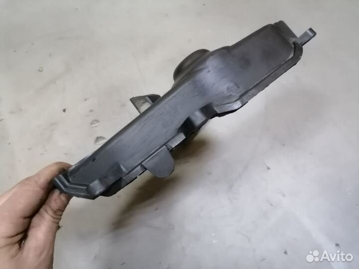 Кожух ремня грм нижний Mitsubishi Carisma 1999-200