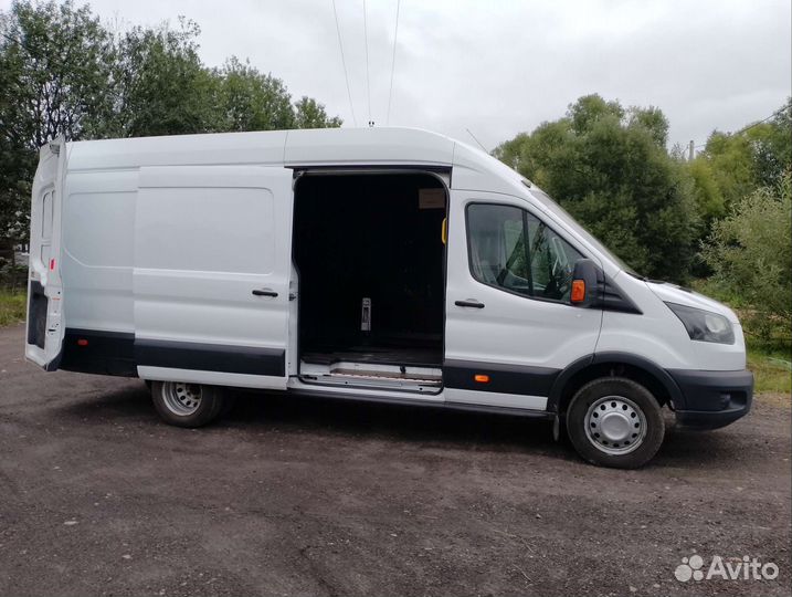 Ford Transit цельнометаллический, 2017