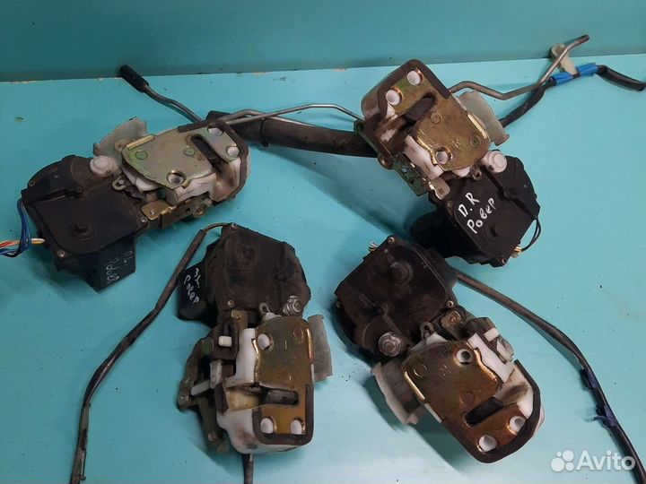 Замок двери rover 400