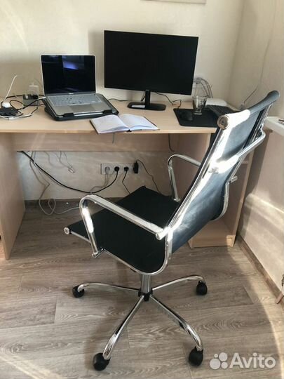 Офисное кресло College H-966F-1 черный