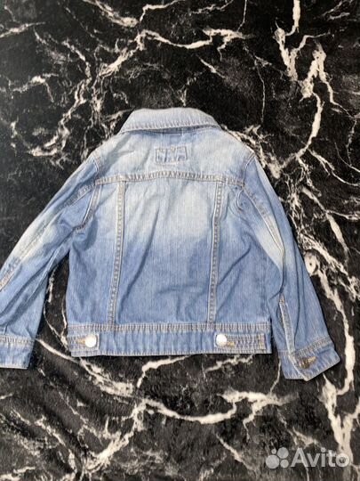 Джинсовая куртка