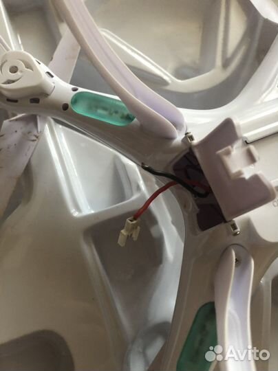 Квадрокоптер syma x5SW требуется ремонт