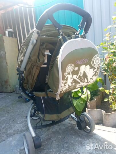 Прогулочная коляска