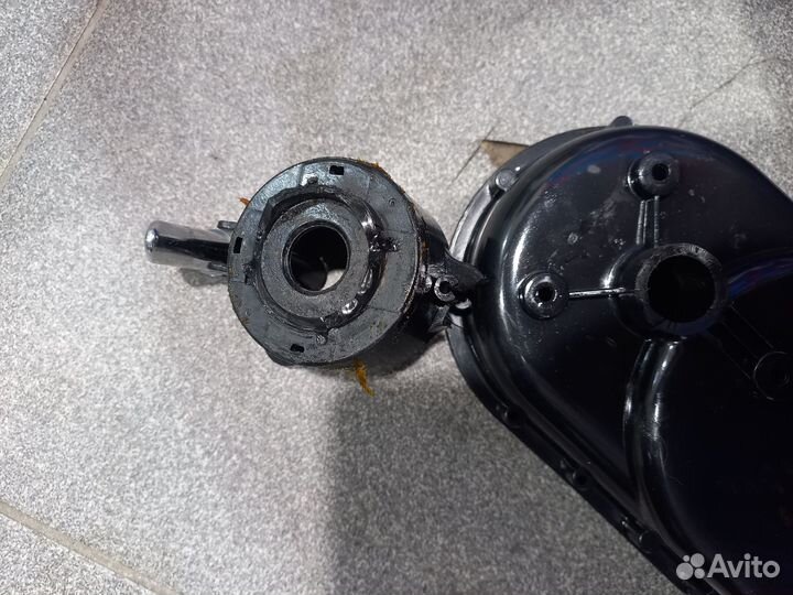 Продам на запчасти, электромясорубка Rolsen