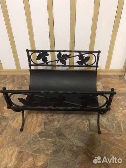 Поленница (дровница)