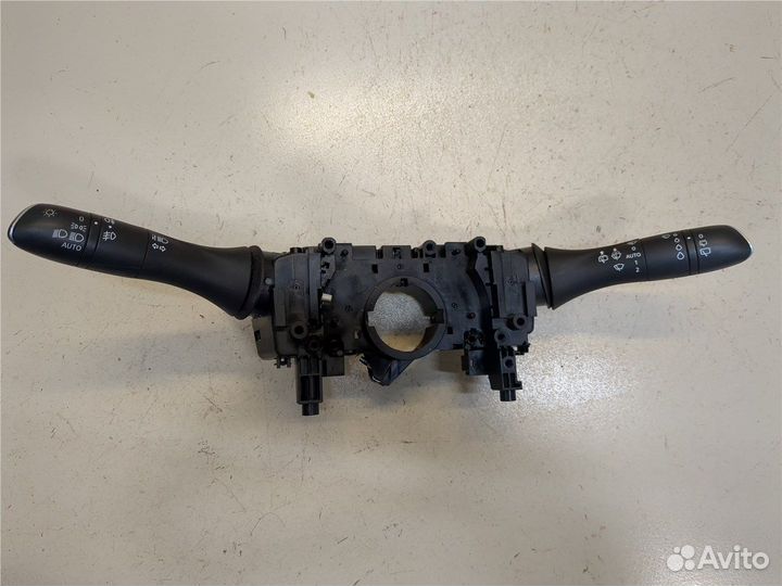 Переключатель поворотов и дворников Renault Kadjar