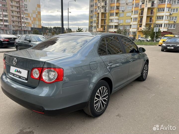 Volkswagen Jetta 1.6 AT, 2008, 220 500 км
