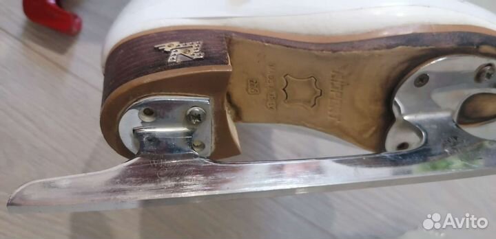 Фигурные коньки risport 225