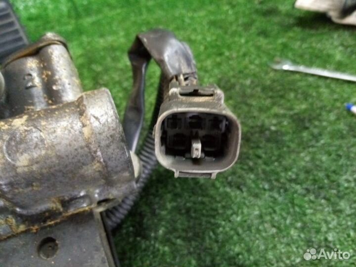 Блок abs Toyota Crown Majesta JZS155 1jzge