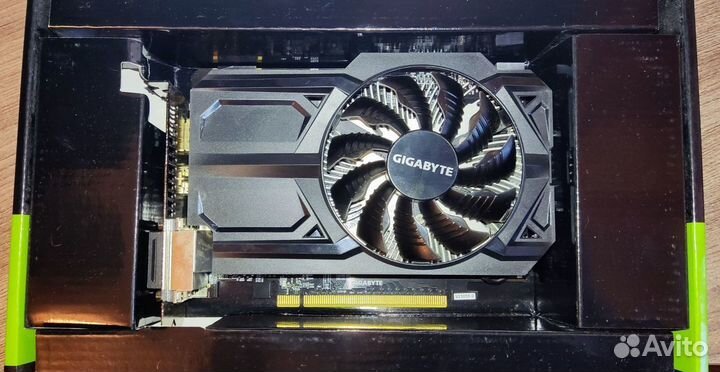 Видеокарта gigabyte Geforce GTX 950 2 gb