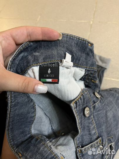 Шорты джинсовые