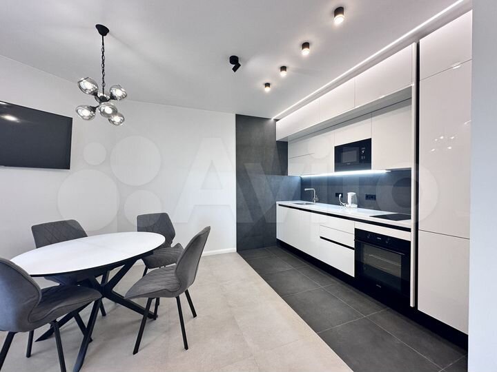 2-к. квартира, 63 м², 14/21 эт.