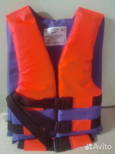 Спасательный жилет