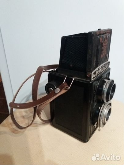 Пленочный фотоаппарат