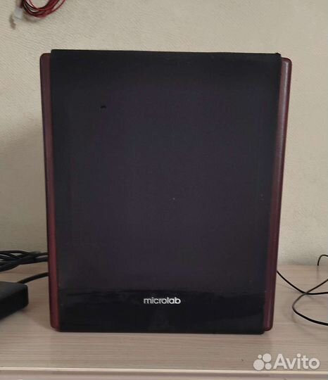 Продам сабвуфер microlab
