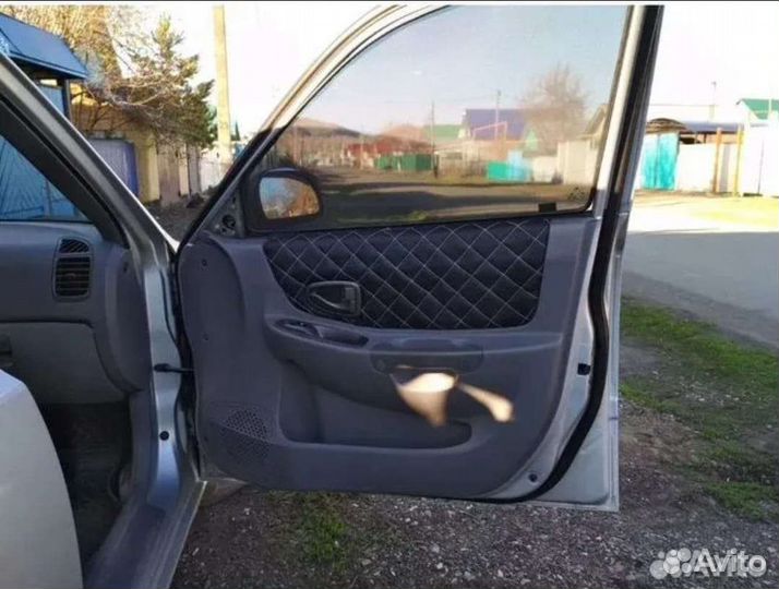 Вставки в дверные карты Hyundai Accent