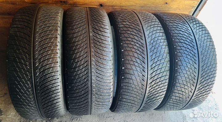 Michelin Pilot Alpin 5 SUV 275/45 R21 и 315/40 R21 115V