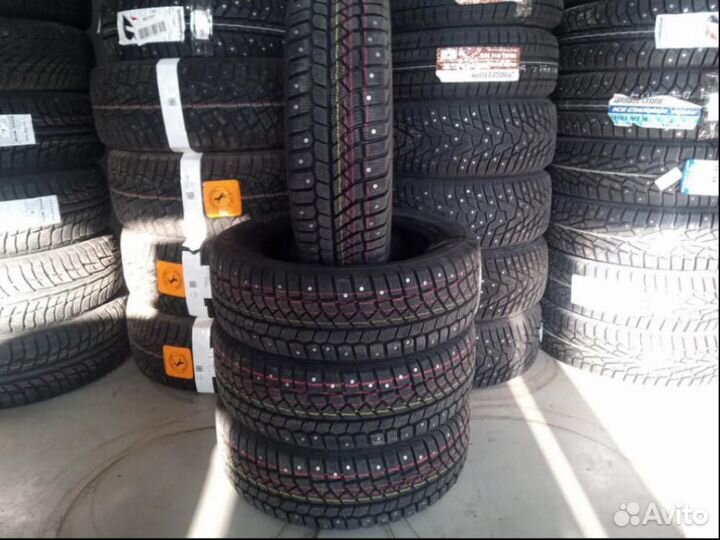 Viatti Brina Nordico V-522 185/60 R15 84T