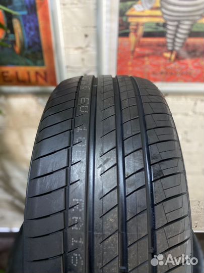 Habilead PracticalMax H/P RS26 295/40 R22 112W