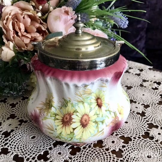 Бисквитница антикварная, Англия