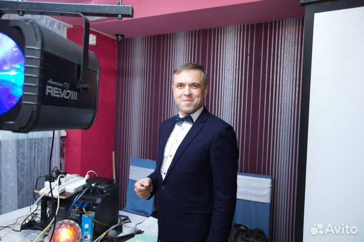 Ведущий тамада на свадьбу, юбилей-новогодний вечер