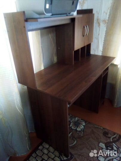 Компьютерный стол