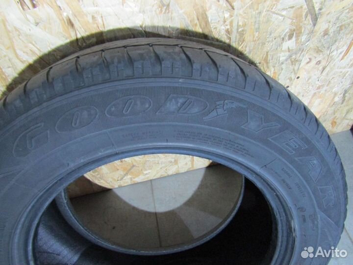 Goodyear Wrangler HP All Weather 235/65 R17