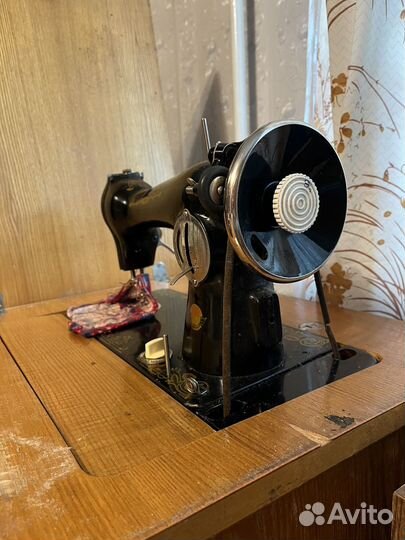 Швейная машинка пмз им. Калинина