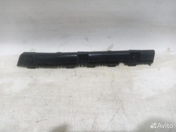 Кронштейн бампера задний правый Nissan Qashqai J11