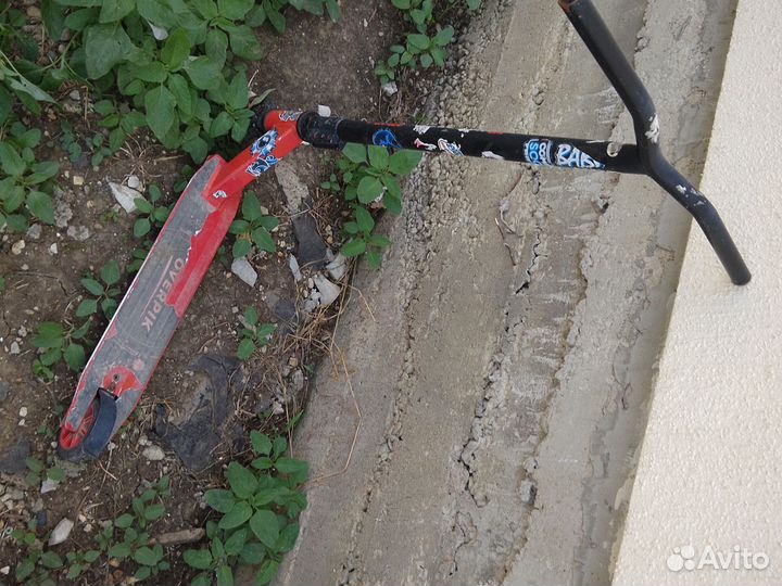 Трюковой самокат